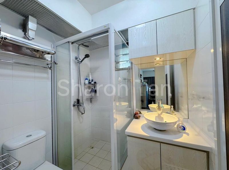 5 Room (5I) HDB for Sale in  336C Yishun Street 31 - Image 1